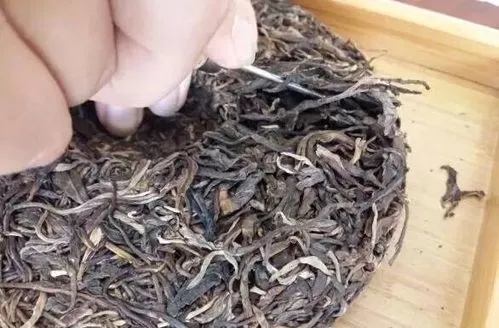 已經(jīng)打開的普洱茶餅應如何更好地存放，短期和長期的方法都教給你?