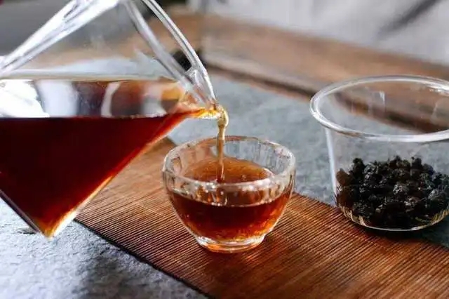 如何沖泡出一杯好喝的普洱茶來(lái)？