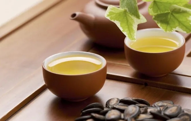 普洱茶的茶性是屬寒還是屬熱？