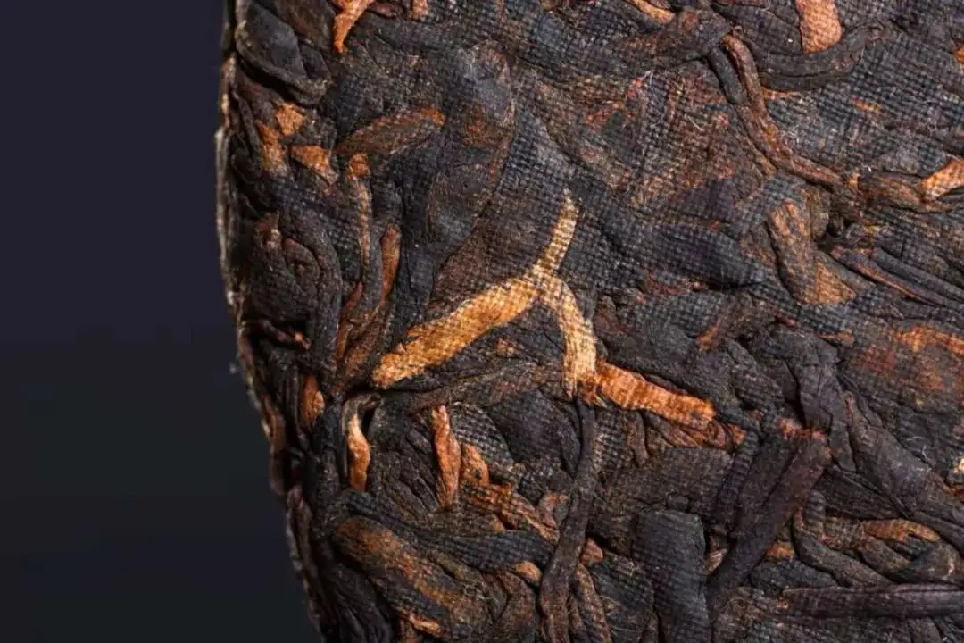 易武熟茶，當(dāng)屬易武地道發(fā)酵